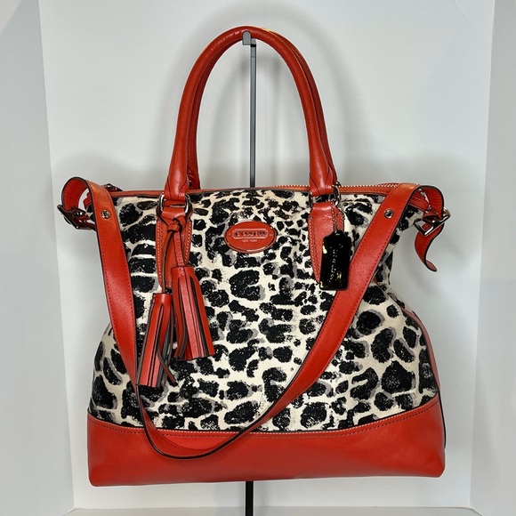 COACH cheetah print - Picture 1 of 4